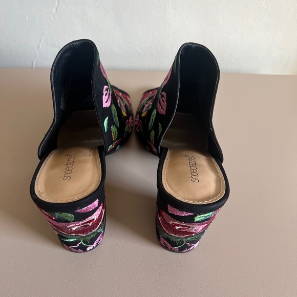 Floral Embroidered Womens Slip On Heel - Picture 6 of 15